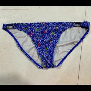 Bikini bottoms